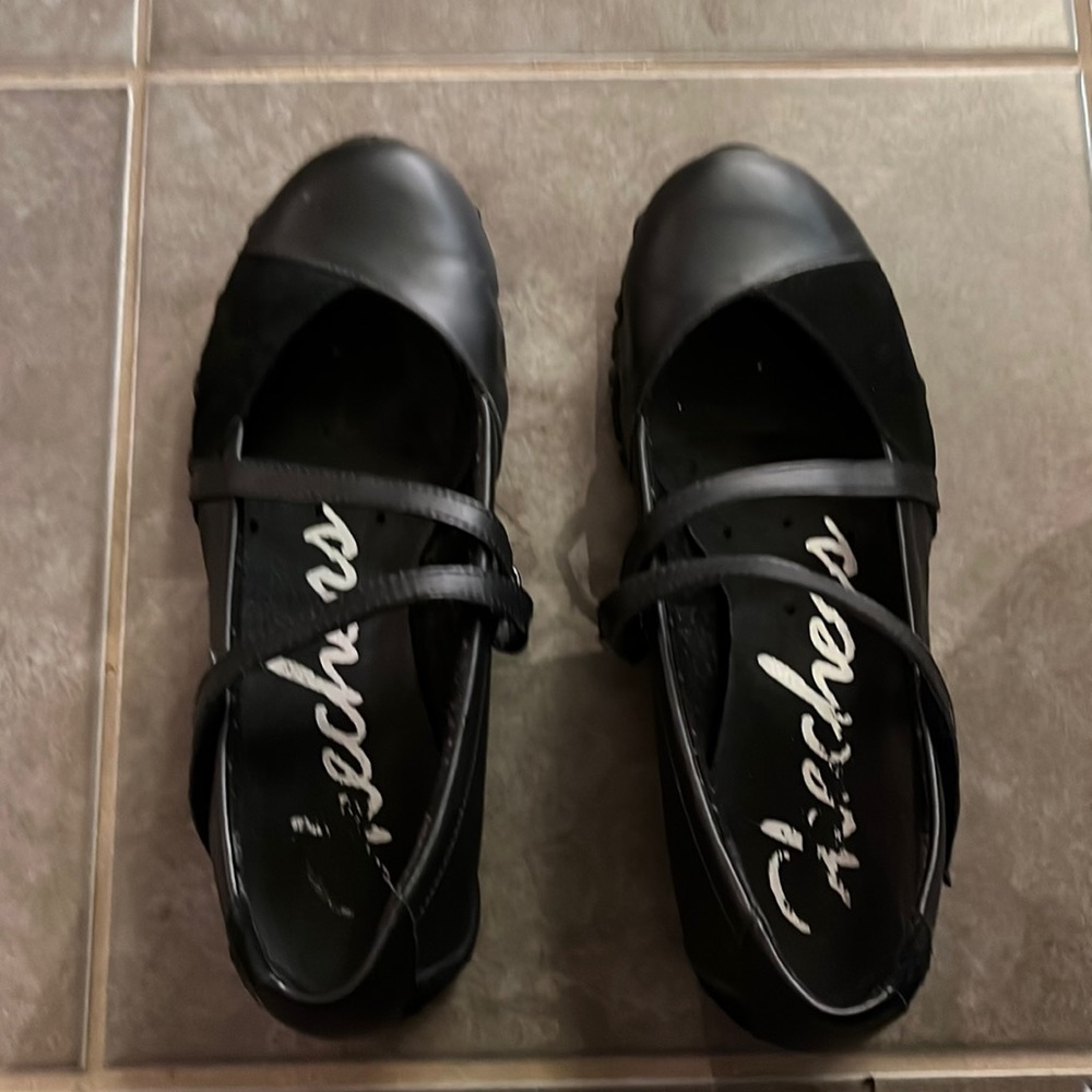 skechers